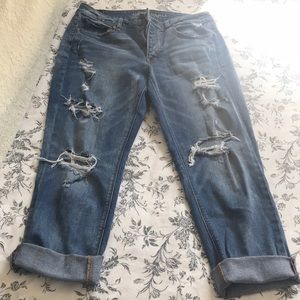 American eagle distressed boyfriend jeans